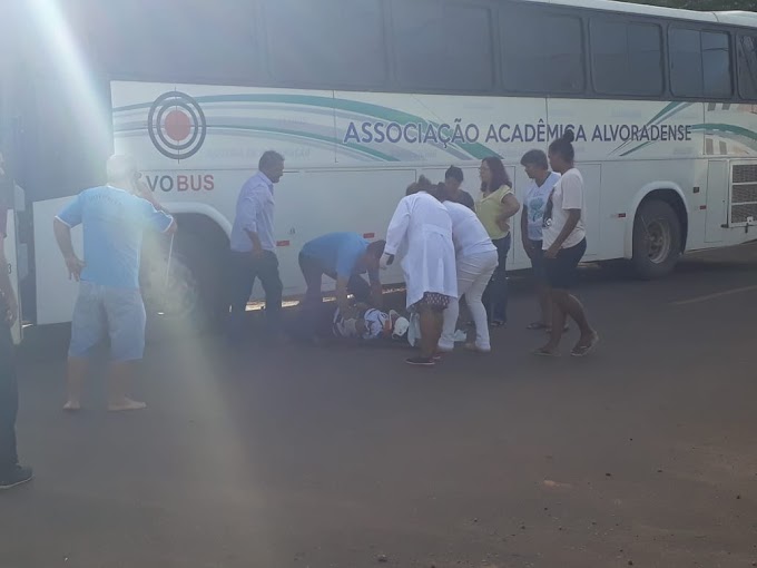 Mulher é atropelada por ônibus em Alvorada do Oeste e é encaminhada em estado grave para Ji-Paraná