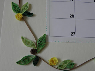 Close up of quilled border