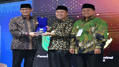 Pemdaprov Jabar Terima Lima Penghargaan Anugerah Adinata Syariah 2023 