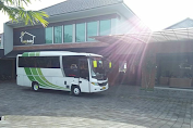 Sewa Bus Pariwisata Medium Seat 30 di Jogja