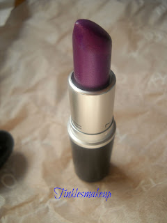 mac heroine vs mac violetta lipsticks