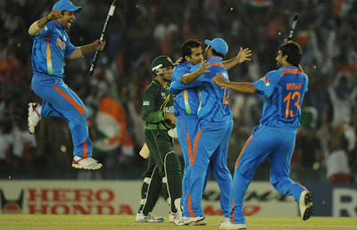 Zaheer celebrate Misbah's wicket