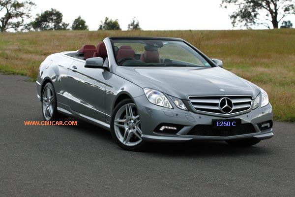 Mercedes E 250 cabrio AMG ini memiliki atap roof yang bisa di buka tutup 