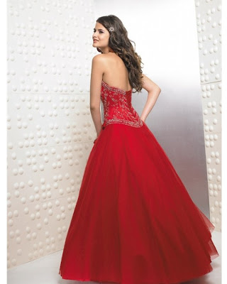 vestidos de 15 aos rojos. de este Vestido de 15 años