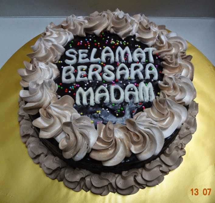 Dari Dapur Rin @ Simply Sweet & Cheezy: Kek Selamat Bersara