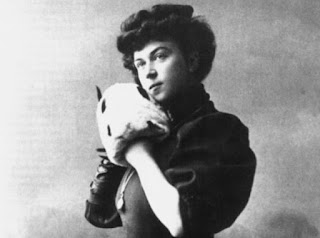 Sejarah Hari perempuan Nasional 8 Maret ALEXANDRA KOLLONTAI (александра коллонтай) 1872-1952