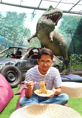 mie t-rex malang