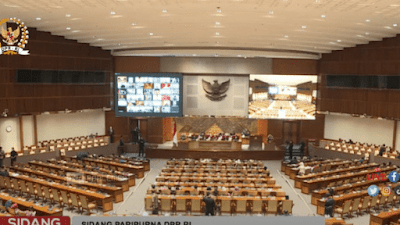 Alamak! Rapat Paripurna DPR Yang Hadir Cuma 71 Anggota, Tapi Ditandatangani 303 Anggota, Apakah Indonesia Darurat Kebohongan?