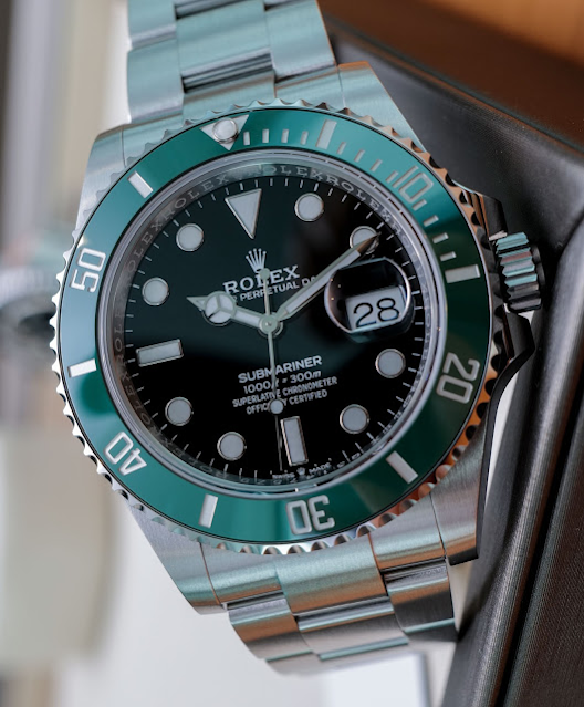 Comparar el nuevo y el viejo Rolex Submariner Verde "Fantasma" réplica de reloj