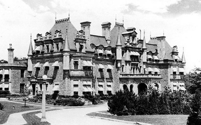 Chorley_Park-awnings.jpg.860x0_q70_crop-smart