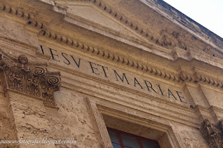 Pelas Praças de Roma e Pantheon