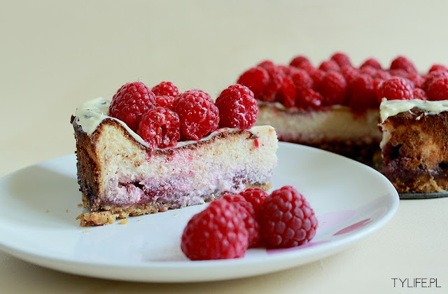 cheesecake with shortcrust pastry