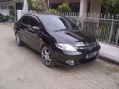 Modifikasi Mobil Honda City 2006