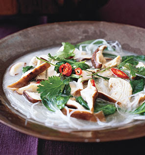 Food : Chicken Coconut Soup ( Tom Kha Kai )