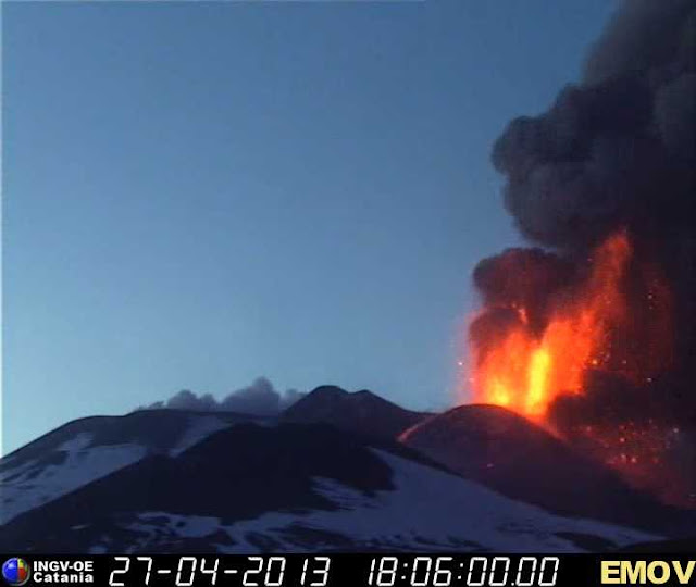 le volcan Etna et ses coulées de lave