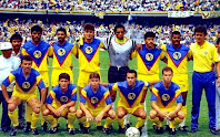 C. F. AMÉRICA - Ciudad de México, México - Temporada 1994-95 - Toninho Cerezo, Cecilio de los Santos, Edú, Chávez, Rodón, Santos; Domínguez, Hernández, Córdova, Ortega y Zague - El C. F. América, en la temporada 1994-95, quedó 2º en la Competición regular de la 1ª División mexicana y luego fue eliminado por Cruz Azul en las semifinales de la Liguilla por el título. Leo Benhakker era su entrenador