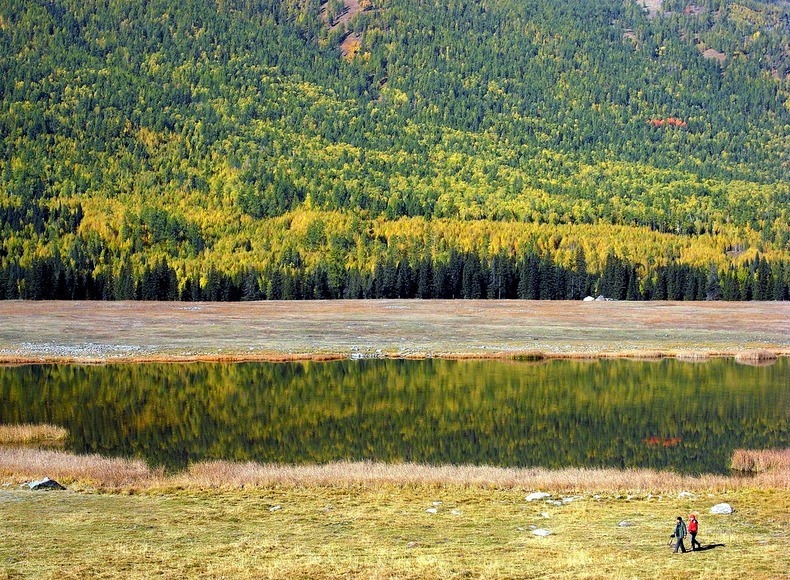 kanas-lake-3