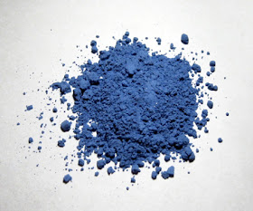 Image of ultramarine paint pigment