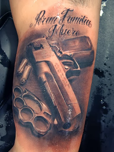 El Mr. Tattoos: Tatuajes y Rituales en pandillas