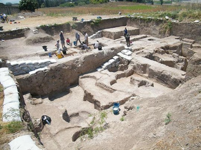 Archaeologists reveal human resilience in face of climate change in Northern Levant during Bronze Age