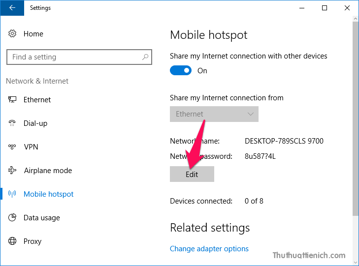 Nhất nút Edit để thay đổi tên và mật khẩu của điểm phát wifi