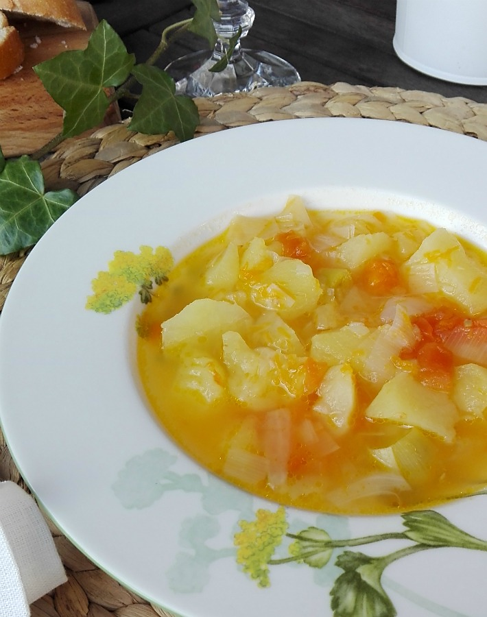 Receta de purrusalda o sopa de puerros