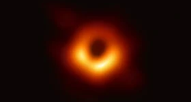 Black Hole की तस्वीर 
