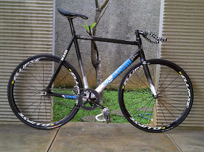 Sepeda Fixie Desain Indonesia