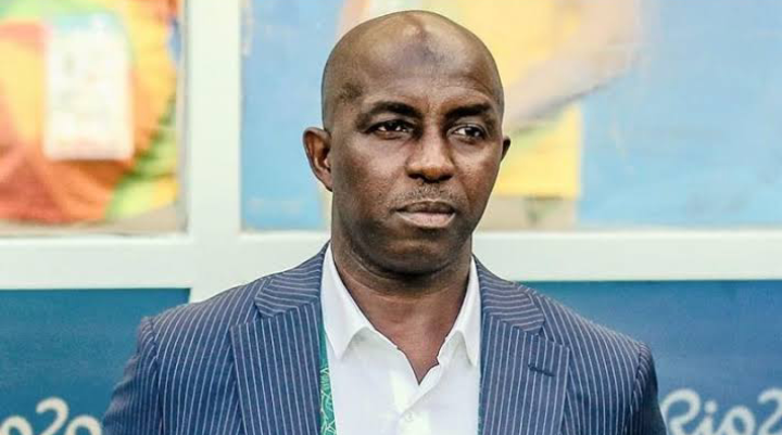 Ex Super Eagles coach Siasia sues FIFA in US court, wants ban overturned