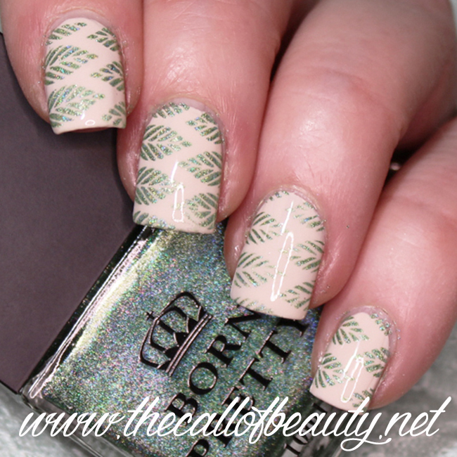 green leaves nail art 