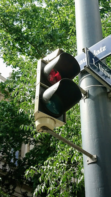 23-LGBT-traffic-light-red-vienna-2-day-itinerary