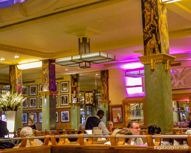 Paris: Brasserie La Coupole, Montparnasse