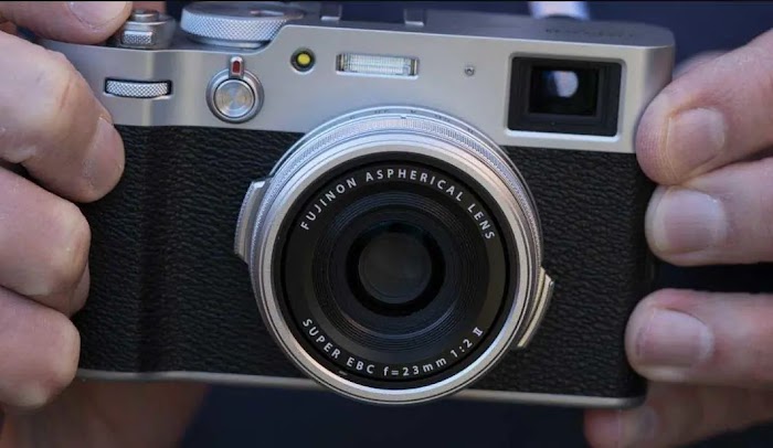 Fujifilm X100V review 