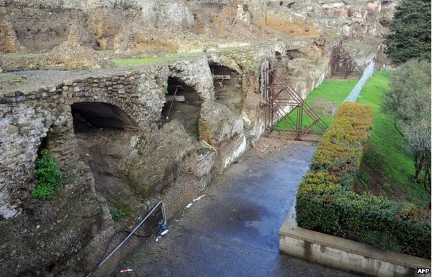 Damaged Pompeii to receive Italy rescue fund