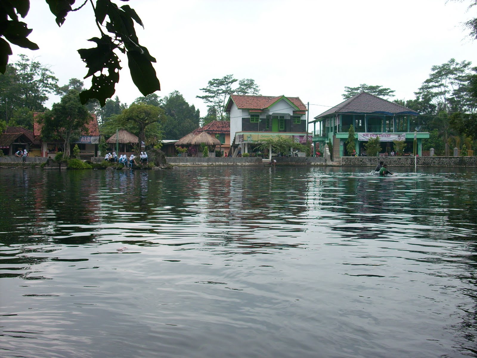 morin cirebon: telaga herang majalengka