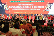 Silaturahmi Nasional Masyarakat Dayak Bersama Joko Widodo Di Seasons City