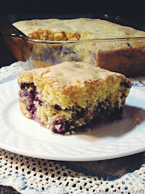 Featured Recipe | Buttermilk Blueberry Breakfast Cake from Living the Gourmet #SecretRecipeClub #recipe #cake #blueberry #breakfast