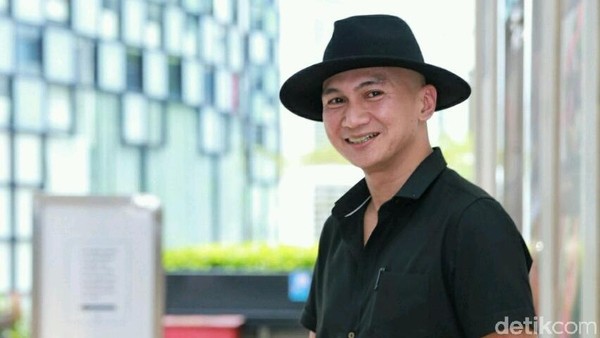 Anji Trending karena Ajak Orang yang Klaim Temukan Antibodi COVID-19