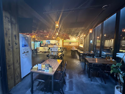 부산 명지국제신도시 상가 안쪽 바라보며