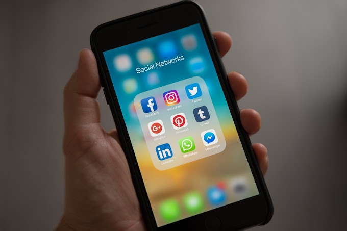 Top 6 Mobile Apps for Social Media Management On the Go