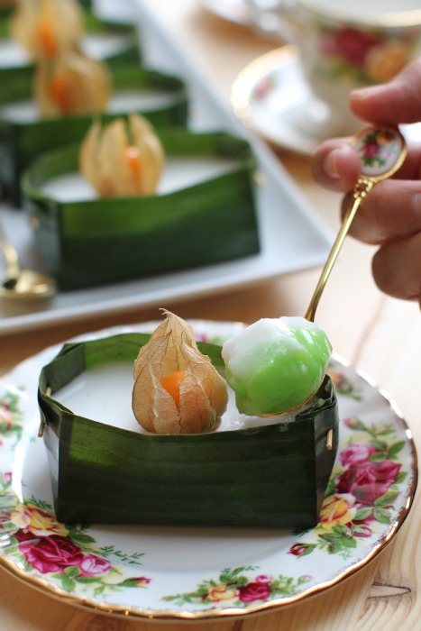 TEPUNG PELITA dan kotak pisang - masam manis