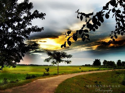 পলকতে সুখ দুখৰ বতৰা