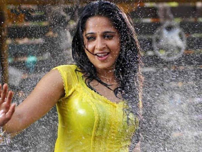 Anushka South Indian Actress Spicy Wallpapers