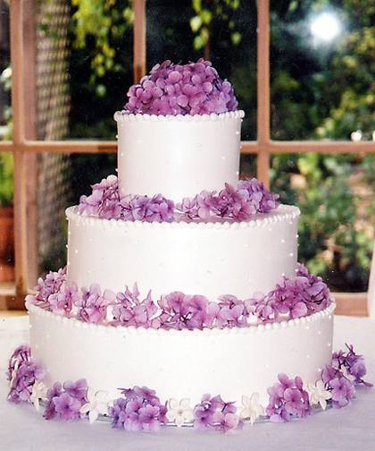 wedding cake purple and pink