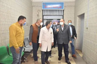محافظ أسيوط يتفقد سير العمل بمركز تطعيم المواطنين بمستشفى الإيمان