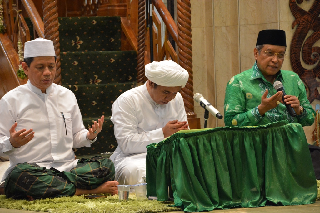 20 Dalil Peringatan Maulid Nabi Muhammad SAW 20 Dalil Peringatan Maulid Nabi Muhammad SAW