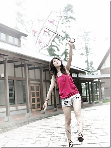 Clear sharp young girl _645