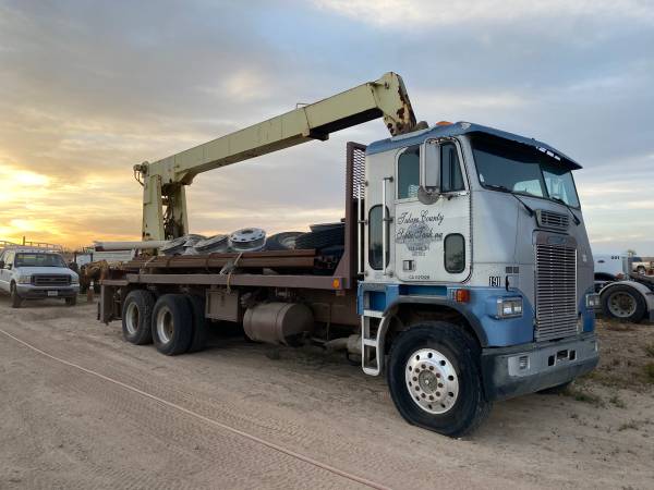 1990 Freightliner Daycab Cabover QMC Crane Truck For Sale