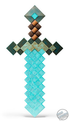 NYCC 2023 Noble Collection Minecraft Diamond Sword Collector Replica 001