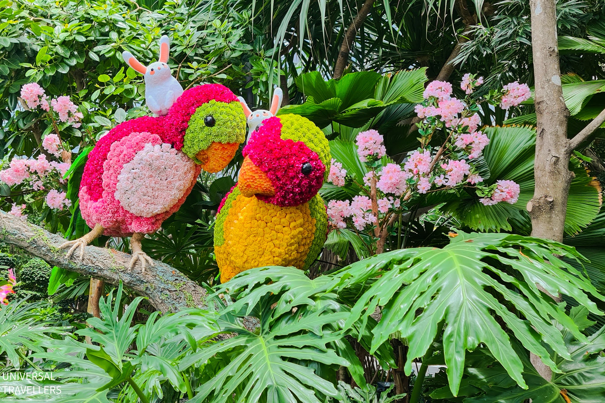Bird sculptures inside the Topiary Walk of Canopy Park, located at level 5 inside the Jewel Changi Airport